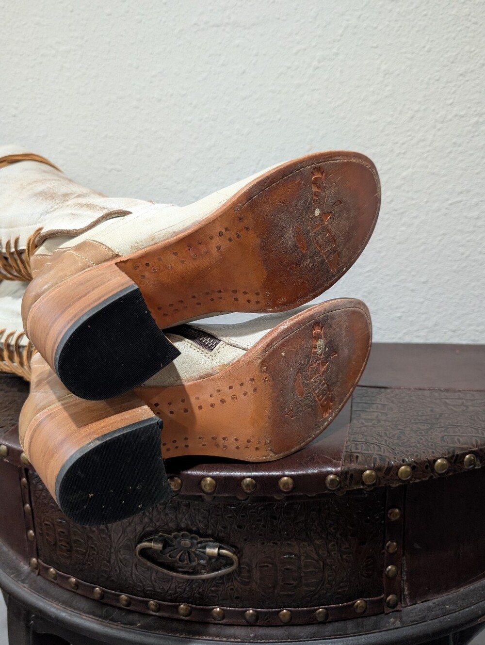 Freebird COSMO Tall Boots in Ice size 9 - Picture 9 of 16